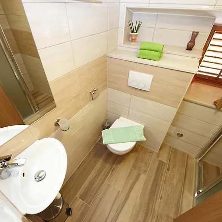 Hortenzia House Guest house