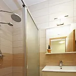 בית הארחה Hortenzia House 3*