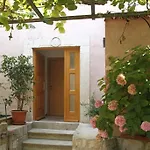 Gostinjska kuća Hortenzia House 3*